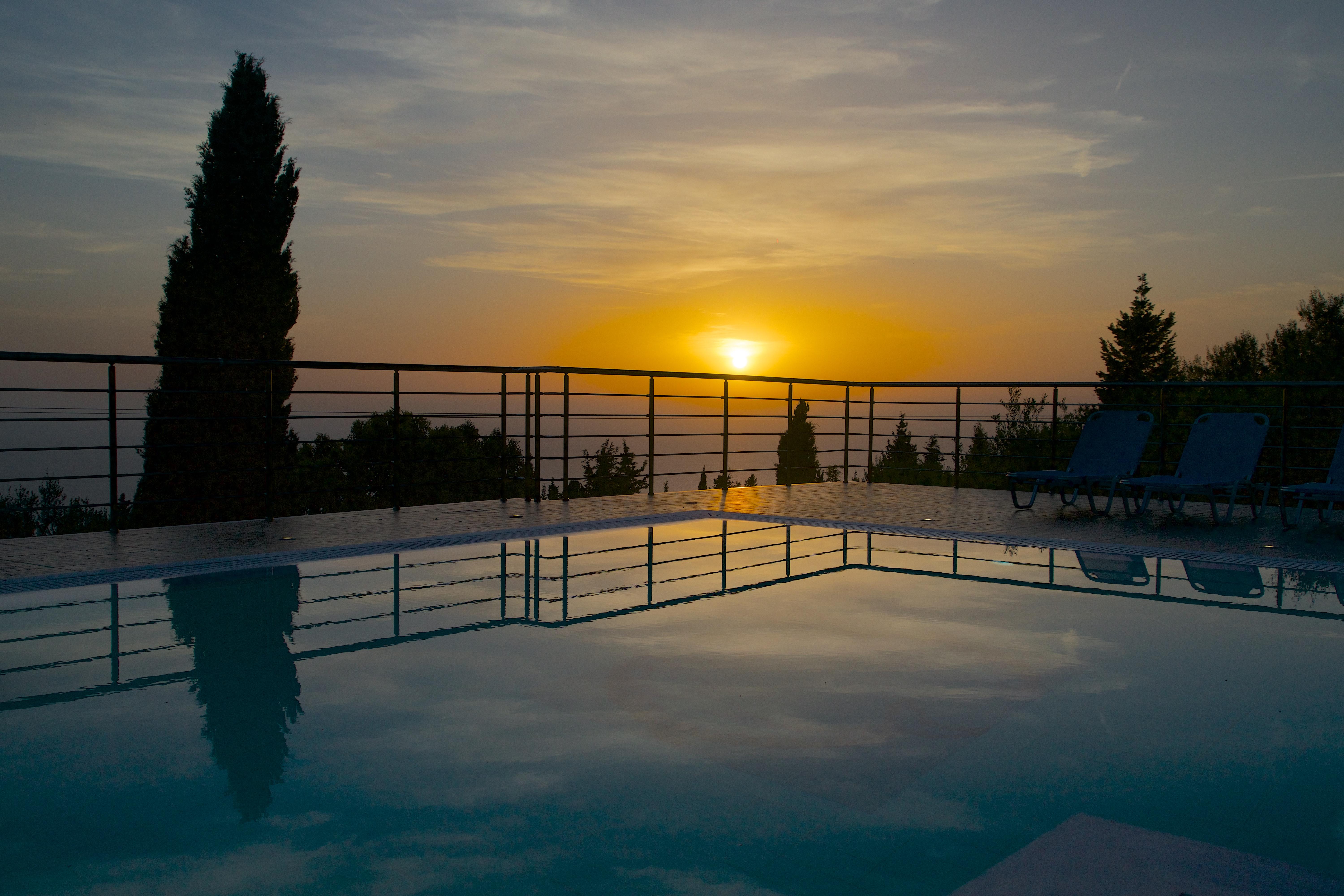 Studios Vrionis Panoramic Sunset Mesovounia  Buitenkant foto