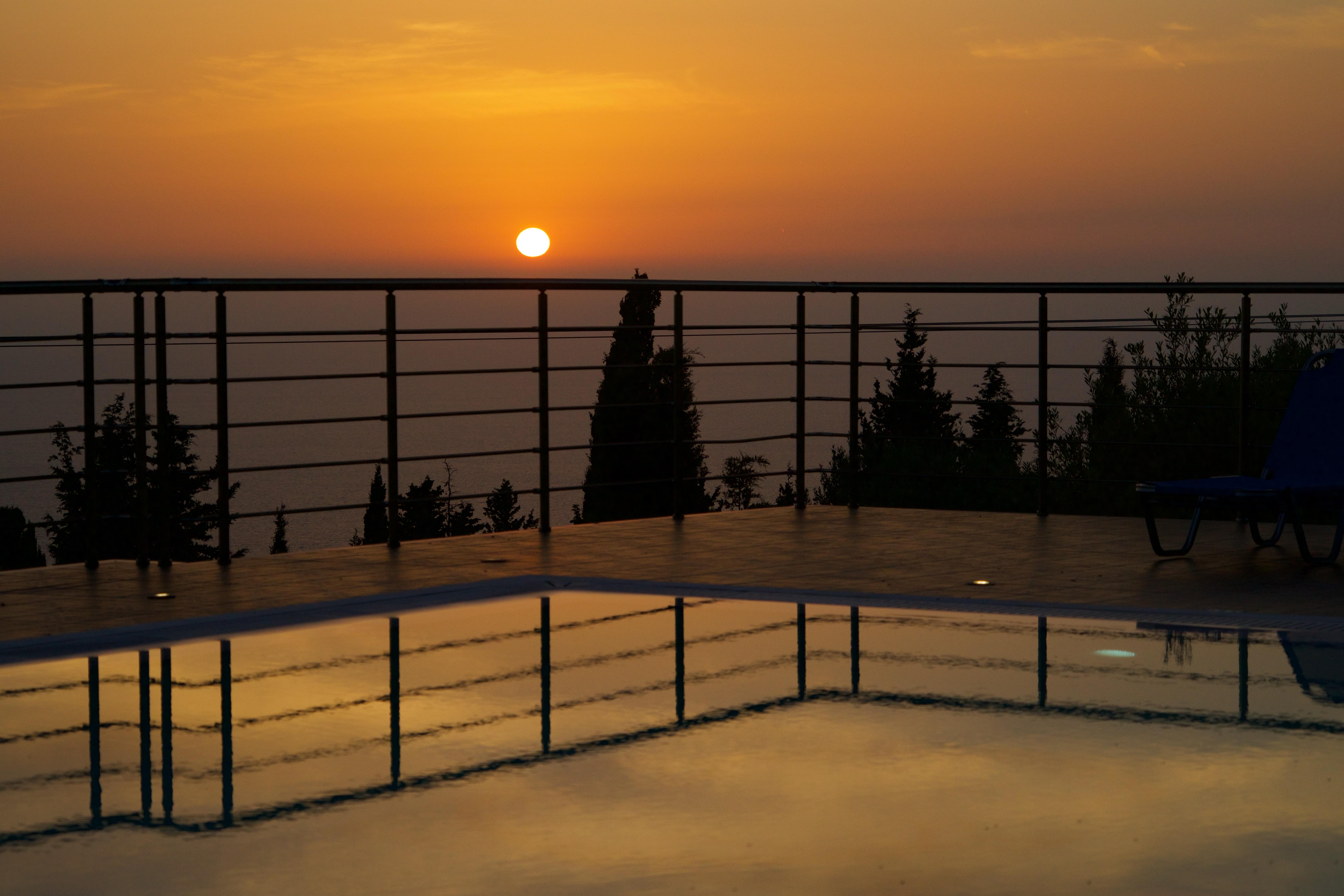 Studios Vrionis Panoramic Sunset Mesovounia  Buitenkant foto